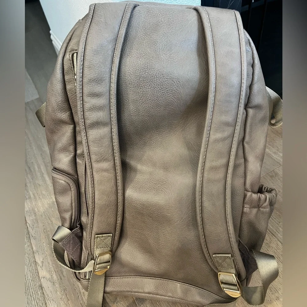 Itzy Ritzy Boss Diaper Bag Backpack - Vanilla Latte